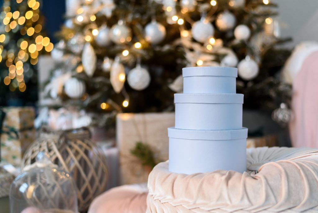 ¿Por qué usar trasteros para guardar la decoración navideña?